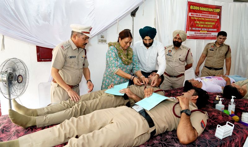 ਮਾਈ ਭਾਰਤ ਨੇ ਸੇਵਾ ਪਖਵਾੜਾ ਅਧੀਨ ਵਿਕਾਸ ਦਿਵਸ ‘ਤੇ ਰੌਕ ਗਾਰਡਨ, ਚੰਡੀਗੜ੍ਹ ਵਿਖੇ ਖੂਨਦਾਨ ਕੈਂਪ ਲਗਾਇਆ।