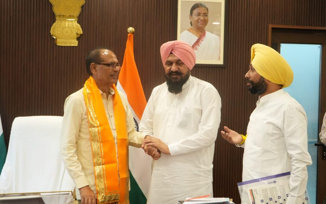 ਪ੍ਰਧਾਨ ਮੰਤਰੀ ਆਵਾਸ ਯੋਜਨਾ ਦਾ ਦਾਇਰਾ ਵਧਾਉਣ ਲਈ ਮੰਨਾ ਤੇ ਹਰਦੀਪ ਗਿੱਲ ਵੱਲੋਂ ਕੇਂਦਰੀ ਮੰਤਰੀ ਨਾਲ ਮੁਲਾਕਾਤ*,