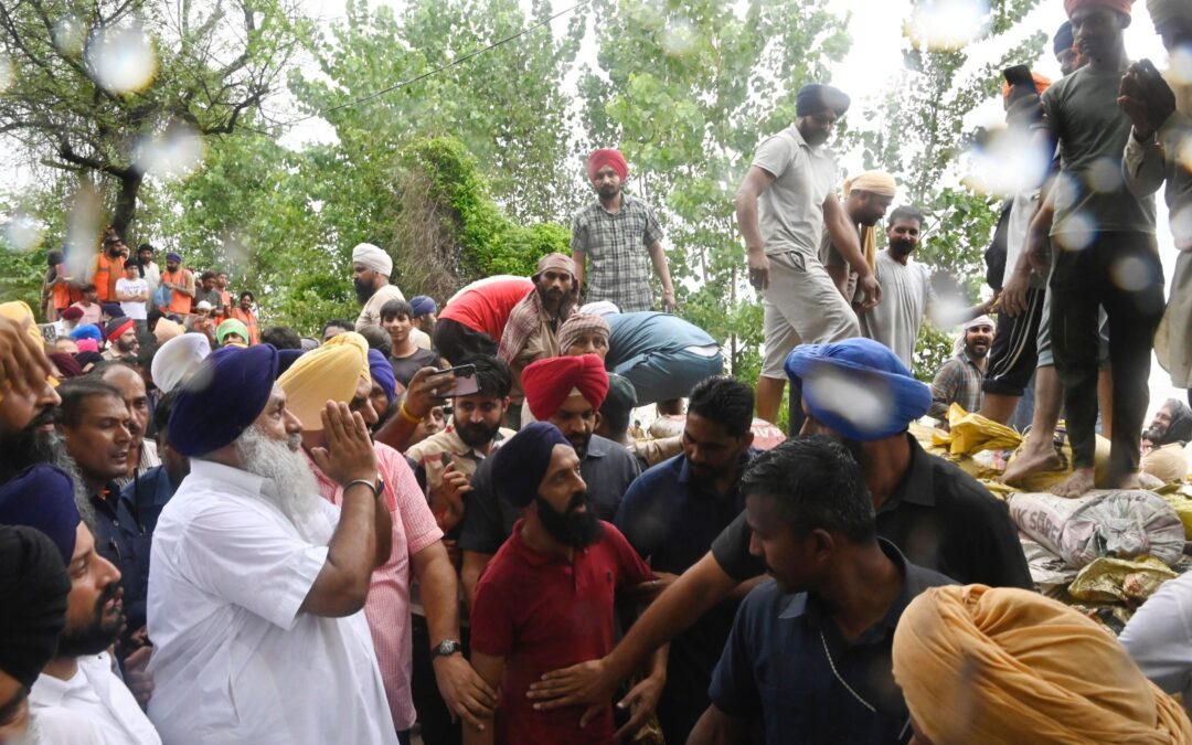 ਕੇਂਦਰ ਤੇ ਆਪ ਦੋਵਾਂ ਸਰਕਾਰਾਂ ਨੇ ਰਾਜ ਵਿਚ ਪੰਜਾਬੀਆਂ ਨੂੰ ਫੇਲ੍ਹ ਕੀਤਾ: ਸੁਖਬੀਰ ਸਿੰਘ ਬਾਦਲ