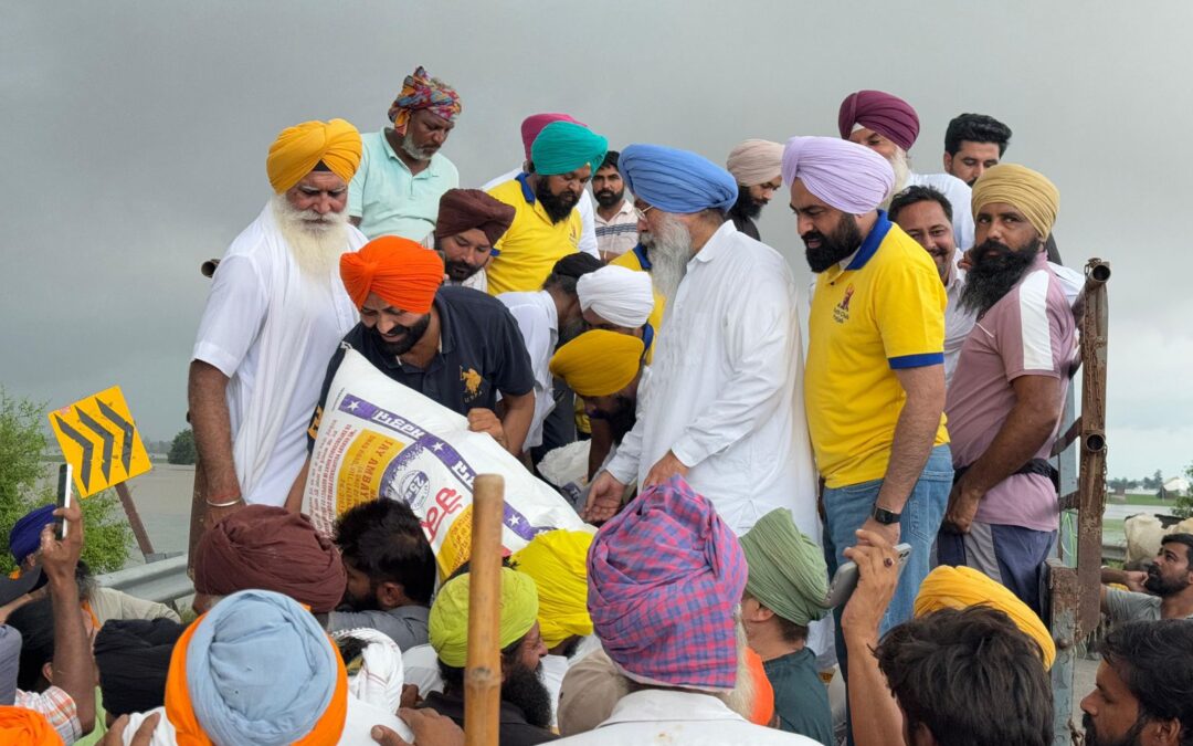 ਲਾਲਜੀਤ ਭੁੱਲਰ ਨੇ ਹਰੀਕੇ ਪੱਤਣ ਦੇ ਹੜ੍ਹ ਪ੍ਰਭਾਵਿਤ ਖੇਤਰ ਅਤੇ ਜੱਲੋਕੇ ਦੇ ਹੜ੍ਹ ਪੀੜਤ ਪਰਿਵਾਰਾਂ ਨੂੰ ਰਾਹਤ ਸਮੱਗਰੀ ਵੰਡੀ