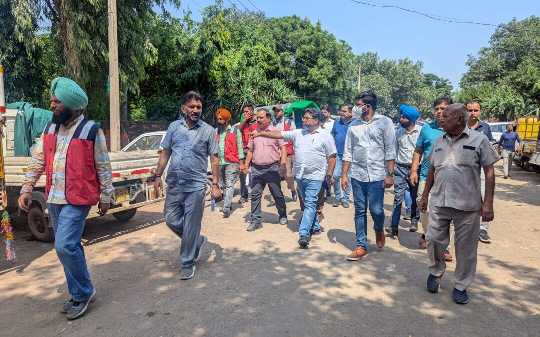 ਸੈਕਟਰ 26 ਮੰਡੀ ਵਿੱਚ ਵਿਕਾਸ ਅਤੇ ਬੁਨਿਆਦੀ ਢਾਂਚੇ ਦੇ ਕੰਮਾਂ ਦੀ ਸਮੀਖਿਆ ਕਰਨ ਲਈ ਰਾਜ ਖੇਤੀਬਾੜੀ ਮਾਰਕੀਟਿੰਗ ਬੋਰਡ, ਚੰਡੀਗੜ੍ਹ ਦੇ ਸਕੱਤਰ ਦੀ ਪ੍ਰਧਾਨਗੀ ਹੇਠ ਮੀਟਿੰਗ ਹੋਈ।
