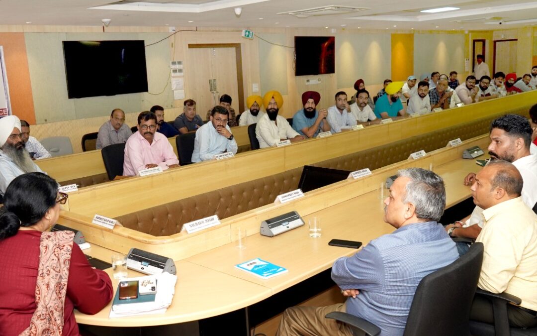 ਸੰਯੁਕਤ ਕਮਿਸ਼ਨਰ ਐਮਸੀ ਚੰਡੀਗੜ੍ਹ ਨੇ ਕਬਜ਼ਿਆਂ ਅਤੇ ਸਫਾਈ ਦਾ ਜਾਇਜ਼ਾ ਲਿਆ; ਉਲੰਘਣਾ ਕਰਨ ਵਾਲਿਆਂ ਵਿਰੁੱਧ ਸਖ਼ਤ ਕਾਰਵਾਈ ਦੇ ਹੁਕਮ ਦਿੱਤੇ