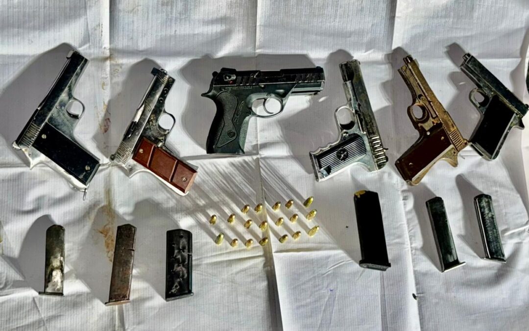 ਬਰਨਾਲਾ ਤੋਂ ਬੰਬੀਹਾ ਗੈਂਗ ਦੇ ਦੋ ਕਾਰਕੁਨ ਛੇ ਪਿਸਤੌਲਾਂ ਸਮੇਤ ਕਾਬੂ