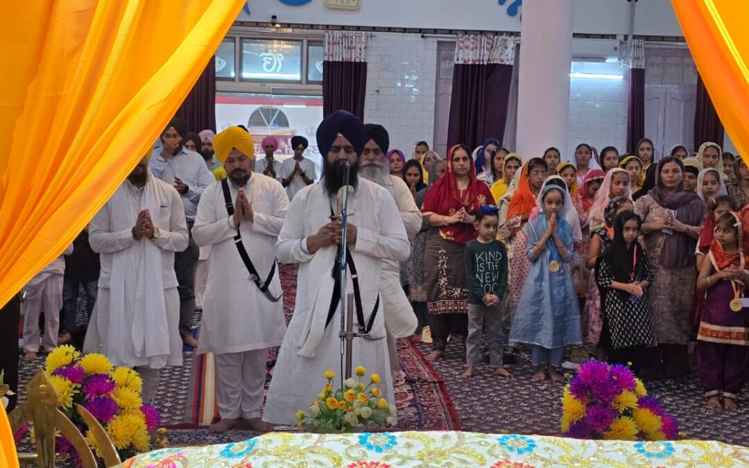 ਜਥੇਦਾਰ ਗੜਗੱਜ ਨੇ ਜਮਸ਼ੇਦਪੁਰ ਵਿਖੇ ਗੁਰਮਤਿ ਸਿੱਖਿਆ ਕੈਂਪ ਦੌਰਾਨ ਬੱਚਿਆਂ ਨੂੰ ਕੀਤਾ ਸਨਮਾਨਿਤ