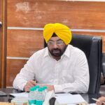 ਹਰਭਜਨ ਸਿੰਘ ਈ.ਟੀ.ਓ. ਵੱਲੋਂ ਅਧਿਕਾਰੀਆਂ ਨੂੰ ਨਗਰ ਕੀਰਤਨਾਂ ਦੀ ਸੁਰੱਖਿਅਤ ਅਤੇ ਸੁਵਿਧਾਜਨਕ ਲਾਂਘੇ ਨੂੰ ਯਕੀਨੀ ਬਣਾਉਣ ਦੇ ਨਿਰਦੇਸ਼