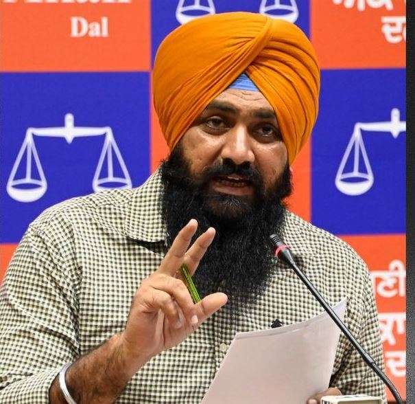 ਸ. ਸਰਬਜੀਤ ਸਿੰਘ ਝਿੰਜਰ ਵੱਲੋਂ ਯੂਥ ਅਕਾਲੀ ਦਲ ਦੀ 33 ਮੈਂਬਰੀ ਕੋਰ ਕਮੇਟੀ ਦਾ ਐਲਾਨ।