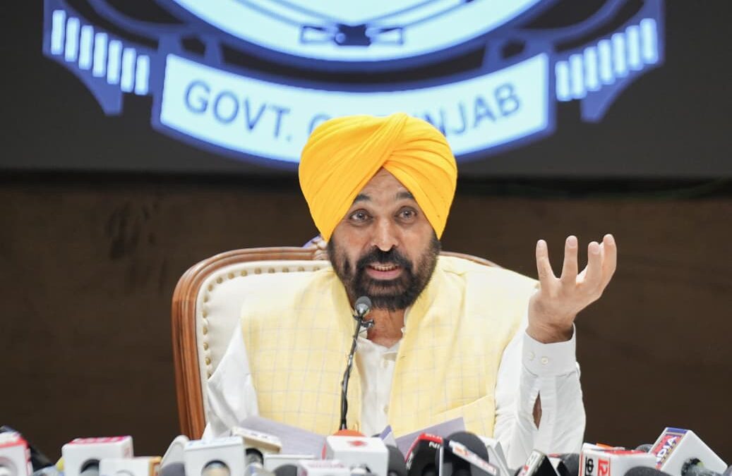 ‘ਨਸ਼ਿਆਂ ਵਿਰੁੱਧ ਜੰਗ’  ਪੰਜਾਬ ਪੁਲਿਸ ਨੇ 251ਵੇਂ ਦਿਨ 2.8 ਕਿਲੋ ਆਈਸੀਈ, 388 ਗ੍ਰਾਮ ਹੈਰੋਇਨ ਸਮੇਤ 78 ਨਸ਼ਾ ਤਸਕਰਾਂ ਨੂੰ ਕੀਤਾ ਗ੍ਰਿਫਤਾਰ