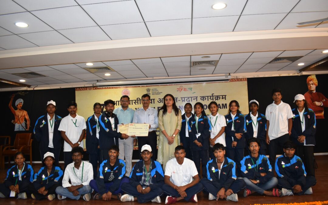 17ਵੇਂ ਕਬਾਇਲੀ ਯੁਵਾ ਅਦਾਨ-ਪ੍ਰਦਾਨ ਪ੍ਰੋਗਰਾਮ ਦਾ ਸਫਲਤਾਪੂਰਵਕ ਮੁਕੰਮਲ ਹੋਣਾਃ  ਸੱਭਿਆਚਾਰਕ ਏਕਤਾ ਅਤੇ ਪ੍ਰੇਰਣਾ ਦੀ ਭਾਵਨਾ ਨਾਲ, 200 ਨੌਜਵਾਨਾਂ ਨੇ ਚੰਡੀਗਡ਼੍ਹ ਵਿੱਚ ਯਾਦਗਾਰੀ ਪਲ ਬਿਤਾਏ। *