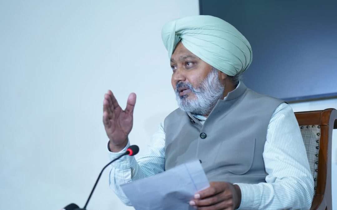 ਵਿੱਤ ਵਿਭਾਗ ਵੱਲੋਂ 345 ਵੈਟਰਨਰੀ ਇੰਸਪੈਕਟਰਾਂ ਦੀ ਪੜਾਅਵਾਰ ਭਰਤੀ ਨੂੰ ਪ੍ਰਵਾਨਗੀ : ਹਰਪਾਲ ਸਿੰਘ ਚੀਮਾ