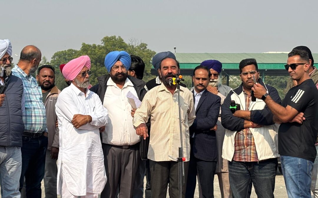 ਪੱਤਰਕਾਰ ਰਣਜੀਤ ਸਿੰਘ ਗਿੱਲ ਦੇ ਮਾਮਲੇ ‘ਚ ਪੱਤਰਕਾਰਾਂ, ਸੰਘਰਸ਼ਸ਼ੀਲ ਜਥੇਬੰਦੀਆਂ ਅਤੇ ਰਾਜਨੀਤਕ ਆਗੂਆਂ ਵੱਲੋਂ ਸੰਕੇਤਕ ਅਰਥੀ ਫੂਕ ਮੁਜ਼ਾਹਰਾ