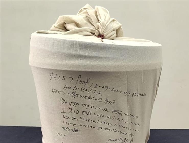 ਪੁਲਿਸ ਟੀਮਾਂ ਵੀ ਜ਼ਬਤ ਕਰਦੀਆਂ ਹਨ ₹ 13.45-ਕਰੋਡ਼ ਡਰੱਗ ਮਨੀ, 533 ਕਿਲੋਗ੍ਰਾਮ ਓ. ਪੀ. ਆਈ. ਯੂ. ਐੱਮ., 260-ਕਿਊ. ਟੀ. ਐੱਲ. ਪੋਪੀ ਹੱਸਕ, 39 ਲੱਖ ਇੰਟੌਕਸਿਕੈਂਟ ਪਾਈਲਾਂ