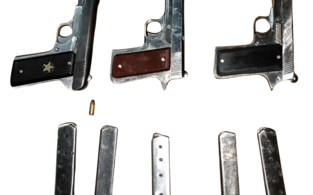 ਗੈਂਗਸਟਰ ਗੁਰਦੇਵ ਜੱਸਲ ਅਤੇ ਗੁਰਲਾਲ ਉਰਫ਼ ਗੁੱਲੂ ਦੇ ਦੋ ਹੋਰ ਕਾਰਕੁਨ ਗੁਰਦਾਸਪੁਰ ਤੋਂ ਗ੍ਰਿਫ਼ਤਾਰ; ਤਿੰਨ ਪਿਸਤੌਲ ਬਰਾਮਦ