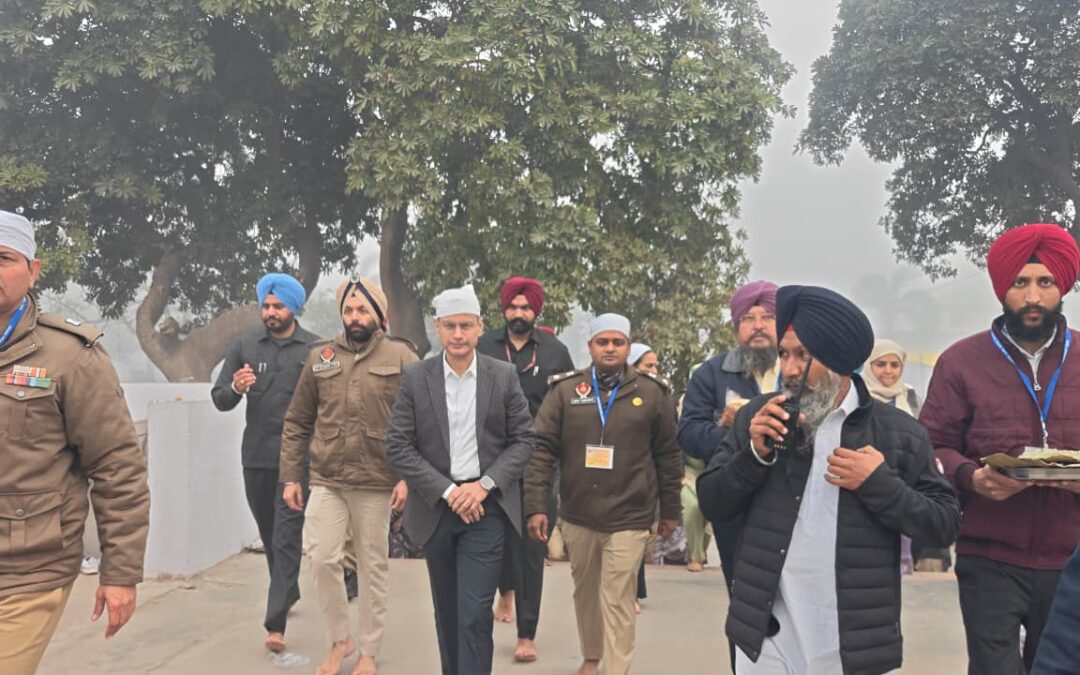 ਸ਼ਹੀਦੀ ਸਭਾ: ਡੀਜੀਪੀ ਗੌਰਵ ਯਾਦਵ ਗੁਰਦੁਆਰਾ ਸ੍ਰੀ ਫ਼ਤਹਿਗੜ੍ਹ ਸਾਹਿਬ ਵਿਖੇ ਹੋਏ ਨਤਮਸਤਕ, ਸੁਰੱਖਿਆ ਪ੍ਰਬੰਧਾਂ ਦਾ ਲਿਆ ਜਾਇਜ਼ਾ