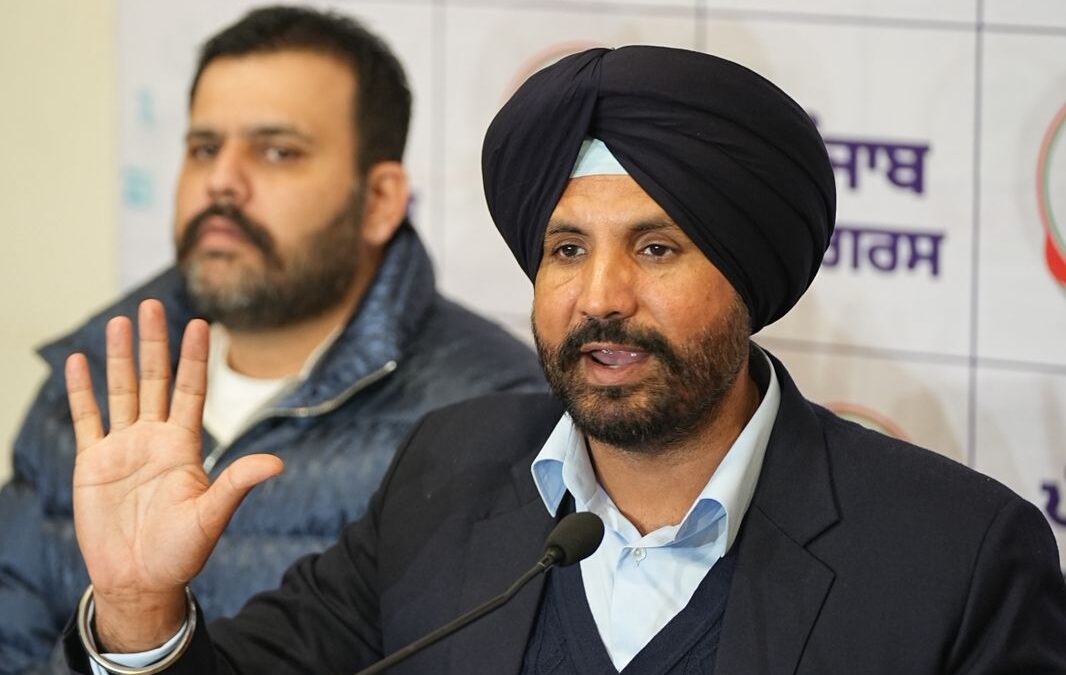 ਕਾਂਗਰਸ ਨੇ ਮਨਰੇਗਾ ਨੂੰ ਬੰਦ ਕਰਨ ਨੂੰ ਲੈ ਕੇਮੋਦੀ ਸਰਕਾਰ ਦੀ ਨਿੰਦਾ ਕੀਤੀ