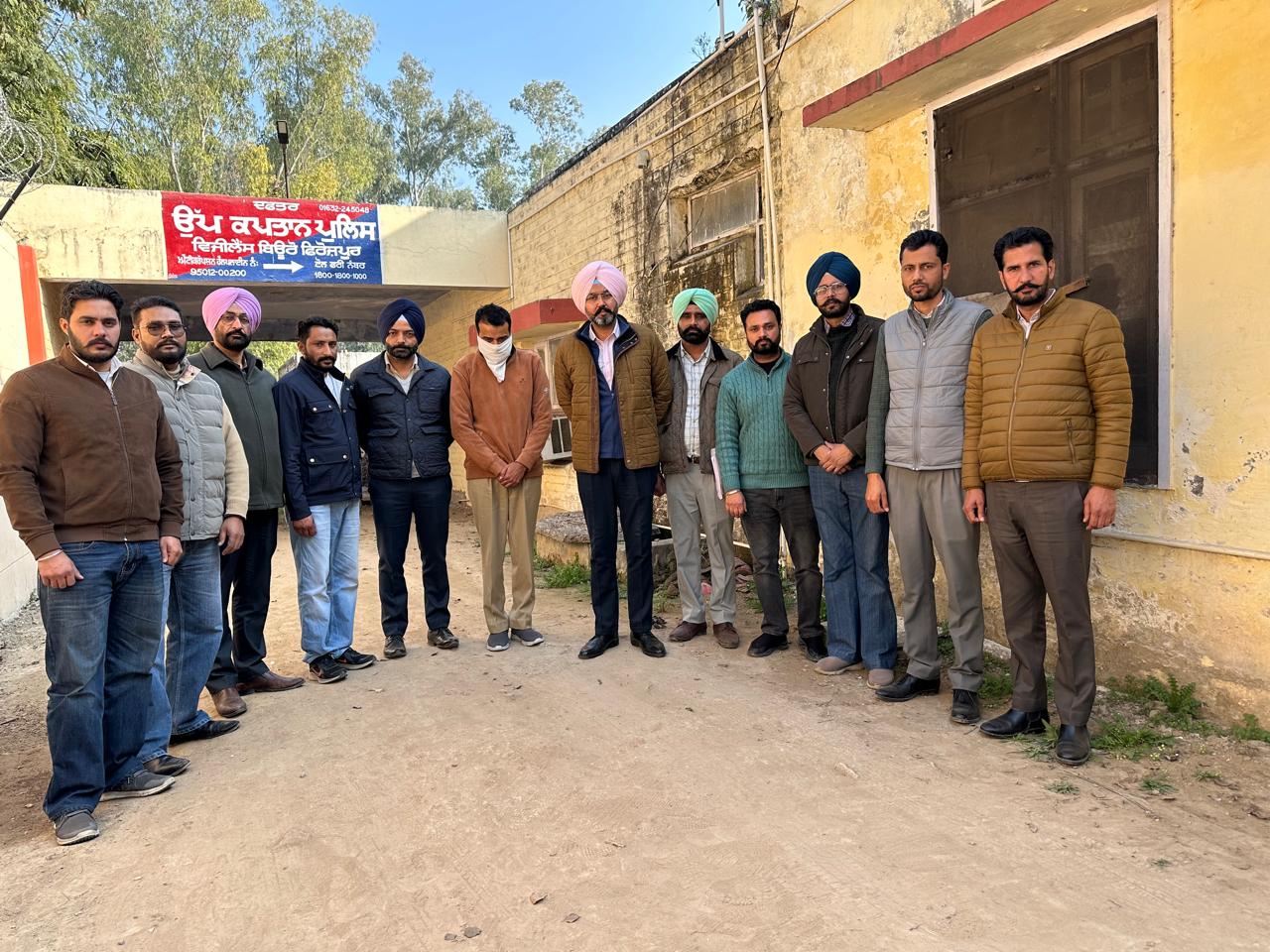 10000 ਰੁਪਏ ਰਿਸ਼ਵਤ ਲੈਂਦਾ ਹੌਲਦਾਰ ਵਿਜੀਲੈਂਸ ਬਿਊਰੋ ਨੇ ਰੰਗੇ ਹੱਥੀਂ ਕੀਤਾ ਕਾਬੂ