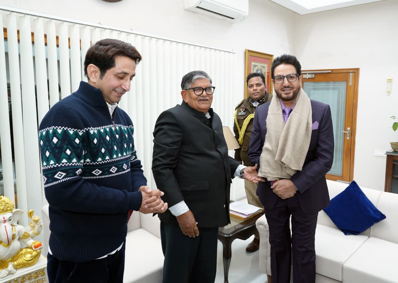 Gurdas Maan Calls on Punjab Governor