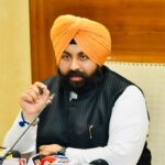 ਫ਼ਾਜ਼ਿਲਕਾ ਦੇ ਬਸਤੀ ਹਜ਼ੂਰ ਸਕੂਲ ਦੇ ਮੁੜ ਨਿਰਮਾਣ ਦੇ ਹੁਕਮ, ਛੇ ਮਹੀਨਿਆਂ ਵਿੱਚ ਤਿਆਰ ਹੋਵੇਗੀ ਨਵੀਂ ਇਮਾਰਤ: ਹਰਜੋਤ ਸਿੰਘ ਬੈਂ