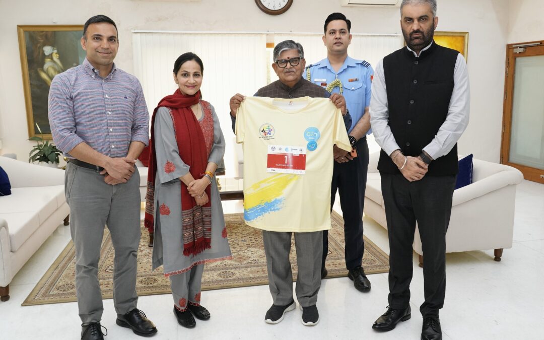 ਪੰਜਾਬ ਦੇ ਰਾਜਪਾਲ ਨੇ ਪਹਿਲੀ ਚੰਡੀਗੜ੍ਹ ਇੰਟਰਨੈਸ਼ਨਲ ਮੈਰਾਥਨ ਲਈ ਟੀ-ਸ਼ਰਟ ਪ੍ਰਾਪਤ ਕੀਤੀ; 5 ਕਿਲੋਮੀਟਰ ਦੌੜ ਵਿੱਚ ਹਿੱਸਾ ਲੈਣਗੇ