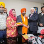 ਗੁਰਸ਼ਰਨ ਛੀਨਾ ਨੇ ਡਾ. ਬਲਬੀਰ ਸਿੰਘ ਦੀ ਮੌਜੂਦਗੀ ਵਿੱਚ ਪੰਜਾਬ ਸਿਹਤ ਪ੍ਰਣਾਲੀ ਨਿਗਮ ਦੇ ਚੇਅਰਮੈਨ ਵਜੋਂ ਅਹੁਦਾ ਸੰਭਾਲਿਆ