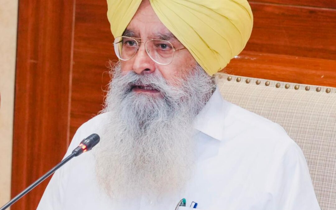 ਭਗਵੰਤ ਮਾਨ ਸਰਕਾਰ ਪਸ਼ੂ ਸਿਹਤ ਸੰਭਾਲ ਨੂੰ ਕਿਫਾਇਤੀ ਬਣਾਉਣ ਲਈ ਵੈਟਰਨਰੀ ਪੋਲੀਕਲੀਨਿਕਾਂ ਵਿੱਚ ‘ਬਲੂ ਕਰਾਸ’ ਸਟੋਰ ਸ਼ੁਰੂ ਕਰੇਗੀ: ਗੁਰਮੀਤ ਸਿੰਘ ਖੁੱਡੀਆਂ