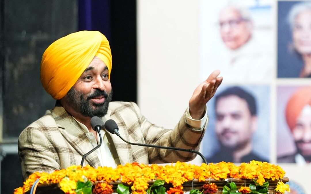 ਪੰਜਾਬ ਦੀ ਸਿਹਤ ਸੰਭਾਲ ਪ੍ਰਣਾਲੀ ਦੀ ਬਦਲੀ ਨੁਹਾਰ: ਭਗਵੰਤ ਮਾਨ ਸਰਕਾਰ ਦੇ  ਮੁਫ਼ਤ, ਮਿਆਰੀ ਇਲਾਜ ਨਾਲ ਆਮ ਆਦਮੀ ਕਲੀਨਿਕਾਂ ਨੇ ਜਿੱਤਿਆ ਲੋਕਾਂ ਦਾ ਭਰੋਸਾ