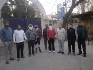 ਵਿਜੀਲੈਂਸ ਬਿਊਰੋ ਨੇ ਦੋ ਸੀਨੀਅਰ ਇੰਡਸਟਰੀਅਲ ਪ੍ਰਮੋਸ਼ਨਲ ਅਫਸਰਾਂ ਅਤੇ ਟਰੇਡ ਅਸਿਸਟੈਂਟ ਨੂੰ 30000/- ਰੁਪਏ ਦੀ ਰਿਸ਼ਵਤ ਲੈਂਦੇ ਰੰਗੇ ਹੱਥੀਂ ਕਾਬੂ ਕੀਤਾ