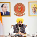 ਮੁੱਖ ਮੰਤਰੀ ਭਗਵੰਤ ਸਿੰਘ ਮਾਨ ਵੱਲੋਂ ਡਿਪਟੀ ਕਮਿਸ਼ਨਰਾਂ ਨੂੰ ਸਮਾਂ ਹੱਦ ਤੋਂ ਪਹਿਲਾਂ ਹੜ੍ਹ ਸੁਰੱਖਿਆ ਕਾਰਜ ਨੇਪਰੇ ਚਾੜ੍ਹਨ ਦੇ ਆਦੇਸ਼; ਕਿਹਾ ਕਿ ਸਰਕਾਰ ਲੋਕਾਂ ਨਾਲ ਮਜ਼ਬੂਤੀ ਨਾਲ ਖੜ੍ਹੀ ਹੈ