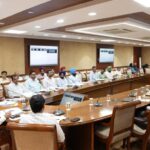 ਭਗਵੰਤ ਮਾਨ ਸਰਕਾਰ ਵੱਲੋਂ ਜਨਤਕ ਸੇਵਾਵਾਂ ਵਿੱਚ ਸੁਧਾਰ ਲਈ ਬਕਾਇਆ ਆਰ.ਸੀ. ਅਤੇ ਡਰਾਈਵਿੰਗ ਲਾਇਸੰਸ ਅਰਜ਼ੀਆਂ ਦੇ ਸਮਾਂਬੱਧ ਨਿਪਟਾਰੇ ਦੇ ਨਿਰਦੇਸ਼: ਹਰਪਾਲ ਸਿੰਘ ਚੀਮਾ