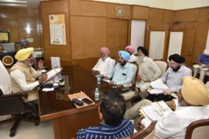 ਵਿੱਤ ਮੰਤਰੀ ਹਰਪਾਲ ਸਿੰਘ ਚੀਮਾ ਵੱਲੋਂ ਮੁਲਾਜ਼ਮ ਯੂਨੀਅਨਾਂ ਨਾਲ ਮੀਟਿੰਗਾਂ, ਜਾਇਜ਼ ਮੰਗਾਂ ‘ਤੇ ਜਲਦੀ ਕਾਰਵਾਈ ਦਾ ਦਿੱਤਾ ਭਰੋਸਾ