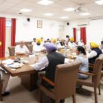 ਮੁੱਖ ਮੰਤਰੀ ਭਗਵੰਤ ਸਿੰਘ ਮਾਨ ਦੀ ਅਗਵਾਈ ਵਿੱਚ ਵਜ਼ਾਰਤ ਵੱਲੋਂ ਦਰਿਆਵਾਂ, ਚੋਆਂ ਅਤੇ ਸੇਮ ਨਾਲਿਆਂ ’ਚੋਂ ਗਾਰ ਕੱਢਣ ਲਈ ਹਰੀ ਝੰਡੀ