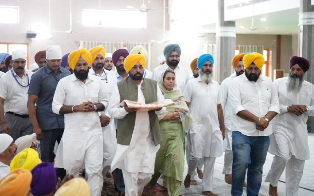 ਮੁੱਖ ਮੰਤਰੀ ਭਗਵੰਤ ਸਿੰਘ ਮਾਨ ਨੇ ਗੁਰਦੁਆਰਾ ਜੋਤੀਸਰ ਸਾਹਿਬ ਵਿਖੇ ਮੱਥਾ ਟੇਕਿਆ, ਬੇਅਦਬੀ ਵਿਰੁੱਧ ਸਖ਼ਤ ਕਾਨੂੰਨ ਬਣਾਉਣ ਦਾ ਬਲ ਬਖਸ਼ਣ ਲਈ ਪ੍ਰਮਾਤਮਾ ਦਾ ਸ਼ੁਕਰਾਨਾ ਕੀਤਾ