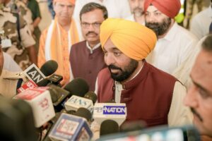 ਕਿਸੇ ਵੀ ਹਾਲ ਚੋਣਾਂ ਲੁੱਟਣ ਦੇ ਜਨੂੰਨ ਵਿਚ ਆਪ ਸਰਕਾਰ ਮਹਿਲਾਵਾਂ ਦਾ ਸਤਿਕਾਰ ਵੀ ਭੁੱਲੀ-ਸੁਨੀਲ ਜਾਖੜ
