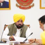 ਮੁੱਖ ਮੰਤਰੀ ਭਗਵੰਤ ਸਿੰਘ ਮਾਨ ਦੀ ਅਗਵਾਈ ਹੇਠ ਪੰਜਾਬ ਕੈਬਨਿਟ ਵੱਲੋਂ ਸਕੂਲ ਫੀਸਾਂ ਵਿੱਚ ਆਪਹੁਦਰੇ ਵਾਧੇ ਉੱਤੇ ਨਕੇਲ, ਵਾਧੇ ਦੀ ਸਾਲਾਨਾ ਹੱਦ ਪੰਜ ਫੀਸਦੀ ਤੈਅ