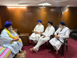 5 ਜੁਲਾਈ ਦੇ ਪੰਥਕ ਇਕੱਠ ਨੂੰ ਲੈ ਕੇ ਐਡਵੋਕੇਟ ਧਾਮੀ ਤੇ ਬਾਬਾ ਟੇਕ ਸਿੰਘ ਨੇ ਵੱਖ ਵੱਖ ਸਿੱਖ ਜਥੇਬੰਦੀਆਂ ਦੇ ਆਗੂਆਂ ਨਾਲ ਕੀਤੀ ਮੁਲਾਕਾਤ