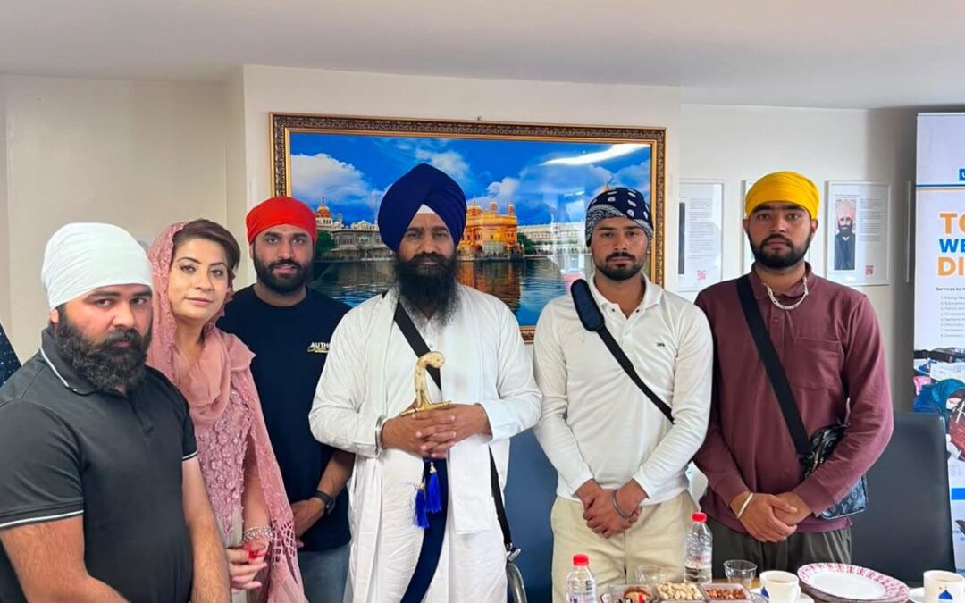 ਯੂਕੇ ਤੋਂ ਭਾਰਤ ਵਾਪਸ ਆਉਣ ਦੇ ਇੱਛੁਕ ਨੌਜਵਾਨਾਂ ਨੇ ਜਥੇਦਾਰ ਗਿਆਨੀ ਕੁਲਦੀਪ ਸਿੰਘ ਗੜਗੱਜ ਨੂੰ ਆਪਣੇ ਹਾਲਾਤ ਬਾਰੇ ਜਾਣੂ ਕਰਵਾਇਆ