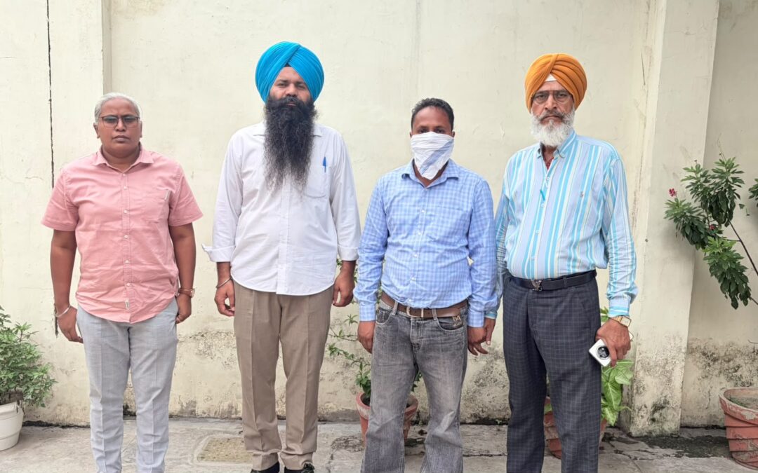 ਵਿਜੀਲੈਂਸ ਬਿਊਰੋ ਨੇ ਪਟਵਾਰੀ ਨੂੰ 15,000 ਰੁਪਏ ਰਿਸ਼ਵਤ ਲੈਂਦਿਆਂ ਰੰਗੇ ਹੱਥੀਂ ਕੀਤਾ ਕਾਬੂ