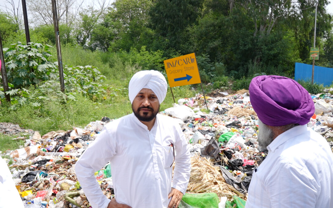 ਜਲੰਧਰ ਦੇ ਵੱਖ ਵੱਖ ਇਲਾਕਿਆਂ ਵਿੱਚ ਲੱਗੇ ਗੰਦਗੀ ਦੇ ਢੇਰਾਂ ਕਾਰਨ ਬਿਮਾਰੀਆਂ ਫੈਲਣ ਦਾ ਖ਼ਦਸ਼ਾ: ਚਰਨਜੀਤ ਸਿੰਘ ਚੰਨੀ