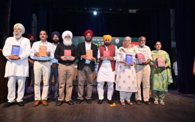 ਪੰਜਾਬ ਕਲਾ ਪਰਿਸ਼ਦ, ਚੰਡੀਗੜ੍ਹ ਵੱਲੋਂ ਸੰਪਾਦਿਤ ਤੇ ਪ੍ਰਕਾਸ਼ਿਤ ‘ਪੰਜਾਬ ਦਾ ਇਤਿਹਾਸ’ ਅੱਜ ਪੰਜਾਬ ਕਲਾ ਭਵਨ, ਸੈਕਟਰ-16 ਵਿਖੇ ਹੋਏ ਸਮਾਗਮ