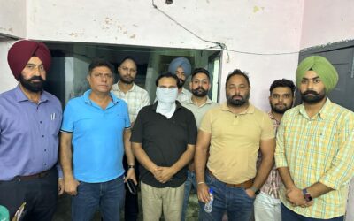 ਵਿਜੀਲੈਂਸ ਬਿਊਰੋ ਵੱਲੋਂ ਇੱਕ ਲੱਖ ਰੁਪਏ  ਰਿਸ਼ਵਤ ਲੈਂਦਾ ਐਸ.ਐਚ.ਓ. ਰੰਗੇ ਹੱਥੀਂ ਕਾਬੂ
